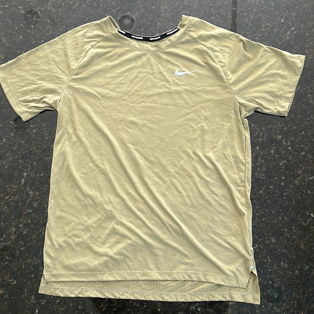 Nike Running t-shirt women’s size Medium- sage green